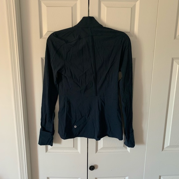 Lululemon • Jacket - Picture 2 of 2